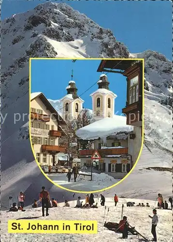 St Johann Tirol Dorfpartie mit Kirche Skipiste Kat. St. Johann in Tirol