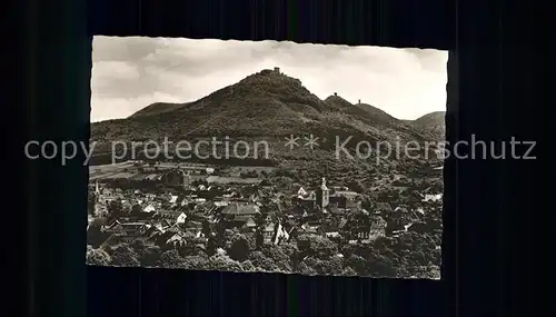 Annweiler Trifels mit den Burgen Trifels Anebos und Muenz Kat. Annweiler am Trifels