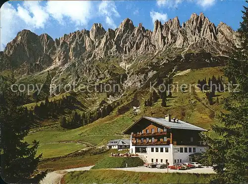 Muehlbach Hochkoenig Arthurhaus Gaststaette mit Manndlwand Kat. Muehlbach am Hochkoenig