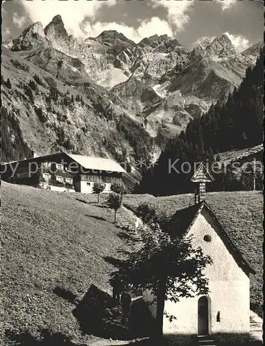 Einoedsbach mit Maedelegabelgruppe Kapelle Kat. Oberstdorf