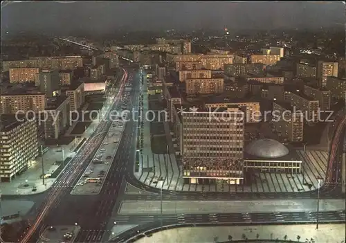 Berlin Blick vom Interhotel Stadt Berlin auf Karl Marx Allee bei Nacht Kat. Berlin