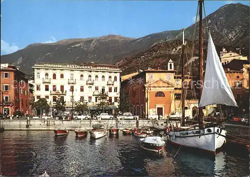 Malcesine Lago di Garda Kleiner Hafen Segelschiff Boote Kat. Malcesine