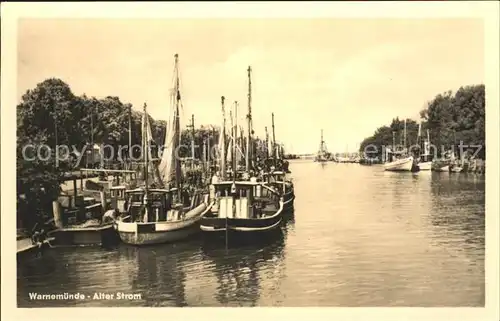 Warnemuende Ostseebad Alter Strom Fischkutter Kat. Rostock