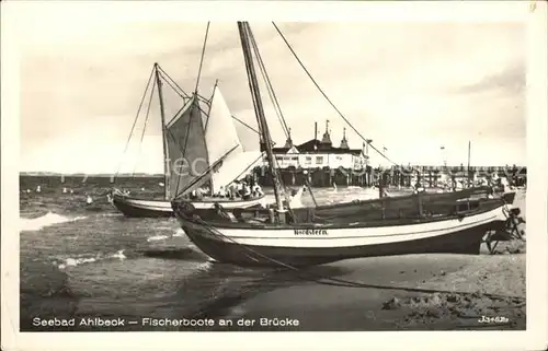 Ahlbeck Ostseebad Fischerboote an der Bruecke Kat. Heringsdorf Insel Usedom
