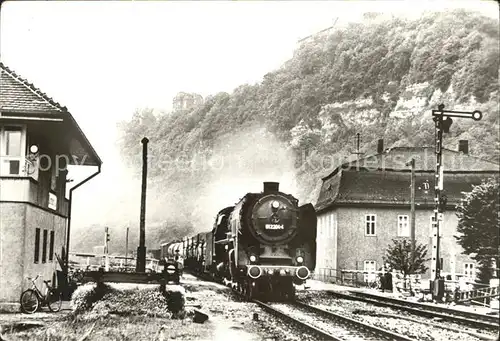 Dornburg Camburg Dampflokomotive Baureihe 012 mit Gueterzug Kat. Camburg