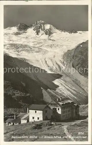 Berlinerhuette mit Moesele und Waxeckferner Kat. Mayrhofen