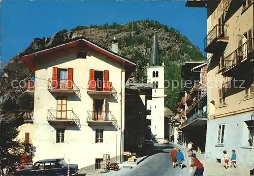 Valtournenche Scorcio panoramico sullo sfondo il cmapanile Au fond le clocher Kat. Valtournenche