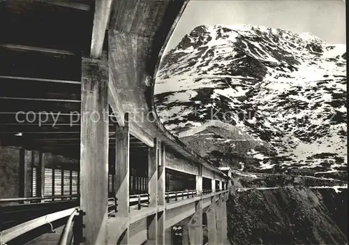 Aosta Autostrada coperta all imbocco de Traforo del Gran San Bernadino Kat. Aosta