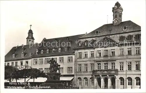 Hanau Main Marktplatz mit Gebrueder Grimm Denkmal Kat. Hanau