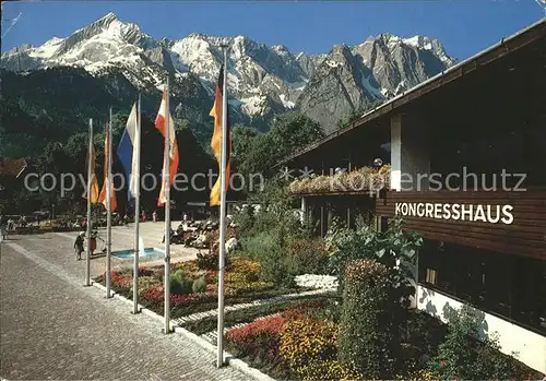 Garmisch Partenkirchen Richard Strauss Platz Kongresshaus Kurpark Zugspitzgruppe Wettersteingebirge Kat. Garmisch Partenkirchen