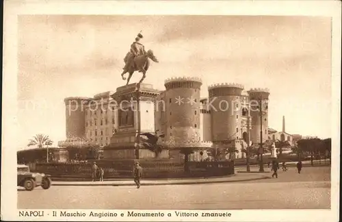 Napoli Neapel Il Maschio Angioino e Monumento a Vittoriao Emanuele Kat. Napoli