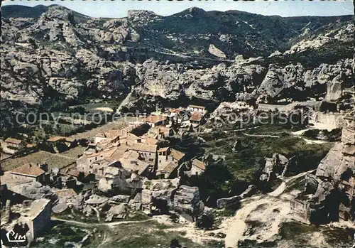 Les Baux de Provence Vue generale aerienne du Village Kat. Les Baux de Provence