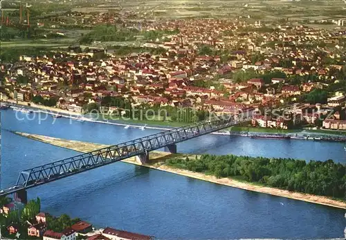 Neuwied Rhein mit Rheinbruecke Fliegeraufnahme Kat. Neuwied