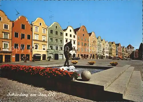 Schaerding Oberer Stadtplatz Christophorus Brunnen Silberzeile mit Wellenlinie der Barockgiebel Kat. Schaerding