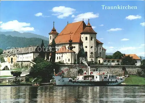 Traunkirchen am Traunsee Maria Kroenung Schiffsanlegestelle Raddampfer Gisela Kat. Traunkirchen