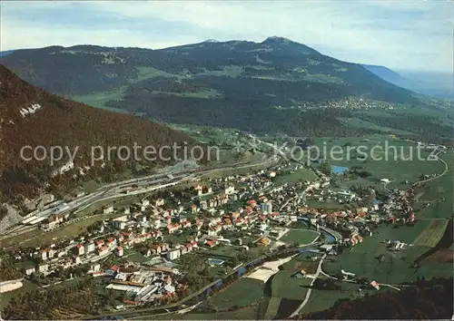 Vallorbe Le Suchet et les Aiguilles de Baulmes Vue aerienne Kat. Vallorbe