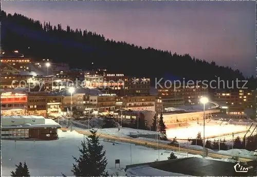 Courchevel Sports d hiver Station la nuit Wintersportplatz Kat. Saint Bon Tarentaise