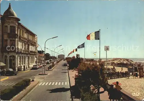 Soulac sur Mer Le Front de Mer Promenade Plage Kat. Soulac sur Mer