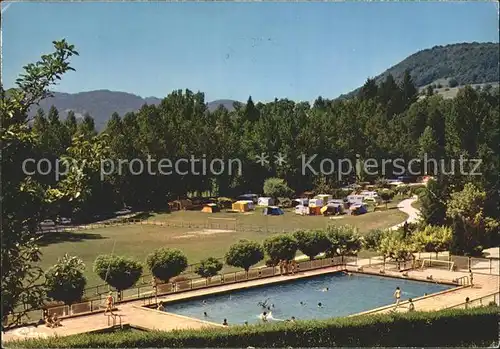 Saint Geoire en Valdaine Piscine et Camping Kat. Saint Geoire en Valdaine