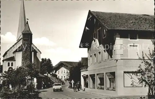 Kirchanschoering Dorfpartie mit Kirche Kat. Kirchanschoering