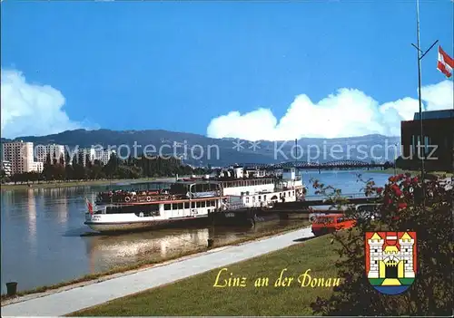 Linz Donau DDSG Anlegestelle mit Blick auf Urfahr Fahrgastschiff Kat. Linz