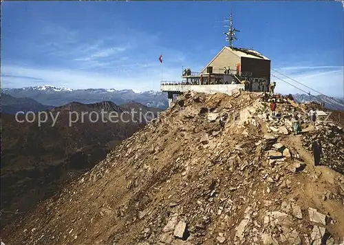 Rothorn Brig Rothorngipfel mit Staetzerhorn Alpenpanorama Buendner Oberland Kat. Rothorn