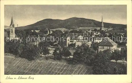 Loebau Sachsen Stadtbild mit Loebauer Berg Kat. Loebau
