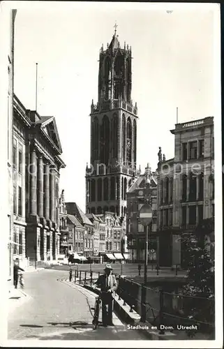 Utrecht Stadhuis en Dom Kat. Utrecht