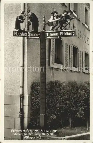 Lenzkirch Wegweiser Schwarzwaelder Holzschnitzerei Luftkurort Kat. Lenzkirch