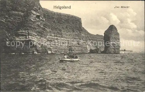 Helgoland Der Moench Felsen Boot / Helgoland /Pinneberg LKR