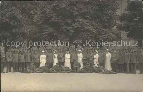 Muenchen Gruppenbild Soldaten Schwestern Lazarett Stempel Kat. Muenchen