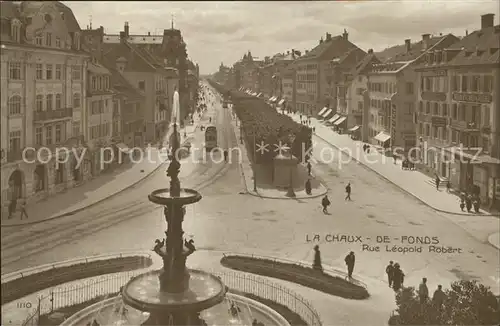 La Chaux de Fonds Fontaine monumentale Rue Leopold Robert Kat. La Chaux de Fonds