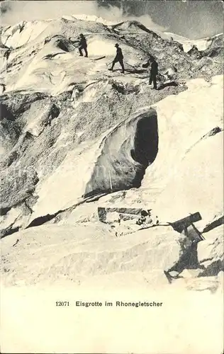 Rhonegletscher Glacier du Rhone Eisgrotte Bergsteiger Kat. Rhone