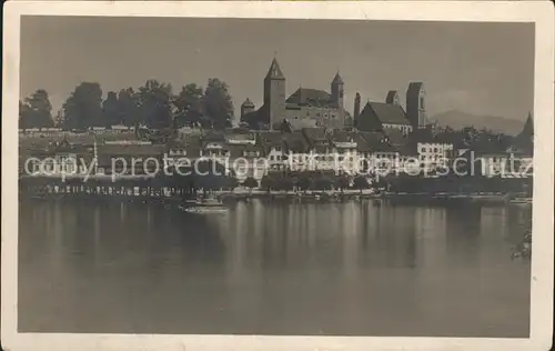 Rapperswil SG Altstadt mit Burg vom Zuerichsee aus gesehen Kat. Rapperswil SG