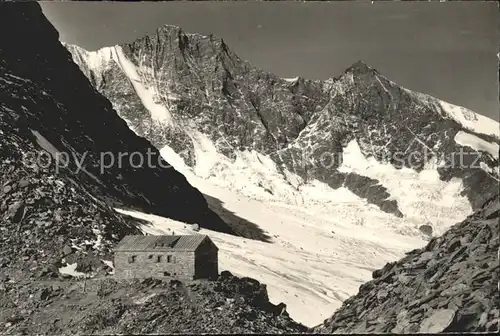 Saas Fee Britanniahuette Dom Lenzspitze Berghuette Walliser Alpen Kat. Saas Fee