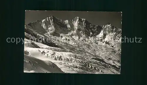 Saas Fee Taeschhorn Dom Lenzspitze Walliser Alpen Gebirgspanorama Kat. Saas Fee