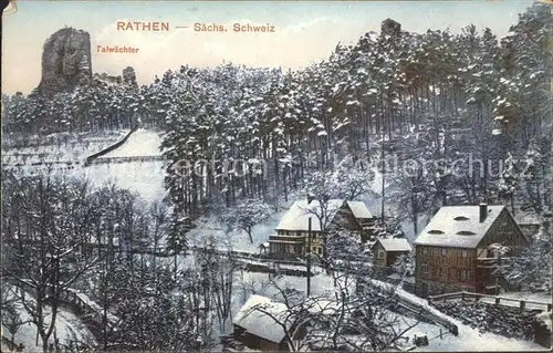 Rathen Saechsische Schweiz im Winter Talwaechter Felsen Kat. Rathen Sachsen