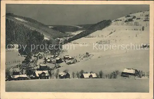 Obersachsenberg Muehlbachtal im Hintergrund Steindoebra Winterpanorama Kat. Klingenthal Sachsen