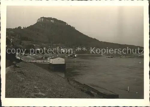 Koenigstein Saechsische Schweiz Elbepartie Bootshaus mit Festung Kat. Koenigstein Saechsische Schweiz