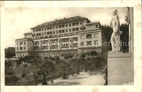 Lazne Luhacovice Palace Hotel Statue Kat. Bad Luhatschowitz