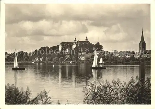 Ploen See Schloss am Grossen Ploener See Segeln Kat. Ploen