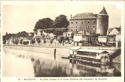 Mayenne Le Quai Carnot et le vieux Chateau des Seigneurs de Mayenne Kat. Mayenne