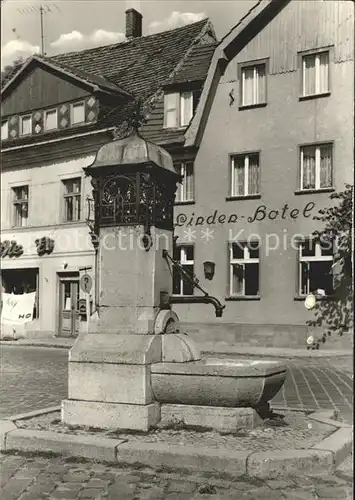 Buckow Maerkische Schweiz Marktbrunnen mit Linden Hotel Kat. Buckow Maerkische Schweiz