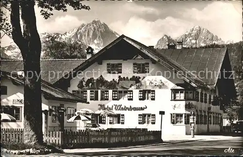 Schwangau Dorf der Koenigsschloesser Hotel Weinbauer mit Gehrenspitze  Kat. Schwangau