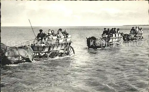 Sahlenburg Wattwagen auf dem Weg zur Insel Neuwerk / Cuxhaven /Cuxhaven LKR