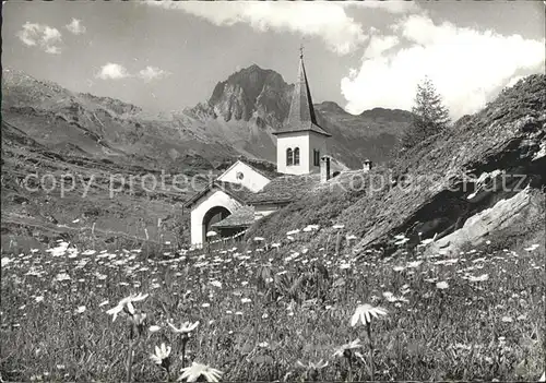 Maloja GR Kirche mit Piz Lagrev Kat. Maloja Graubuenden