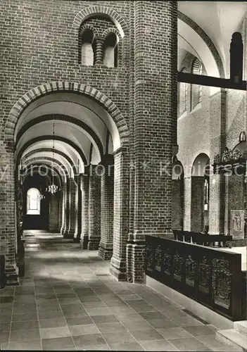 Ratzeburg Dom Suedl Seitenschiff mit Wappentafel Kat. Ratzeburg