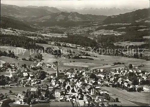 Weiler-Simmerberg mit Aachwinkel Alpenpanorama Fliegeraufnahme / Weiler-Simmerberg /Lindau LKR