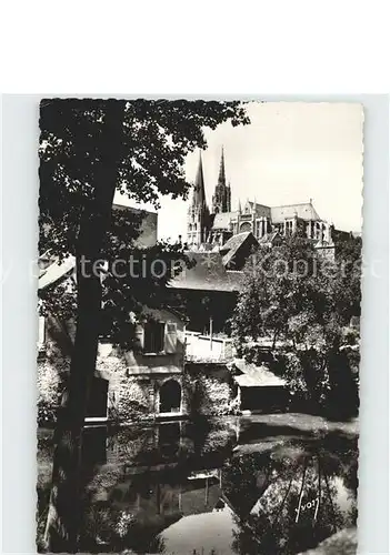 Chartres Eure et Loir Les rives de l Eure et la Cathedrale Kat. Chartres