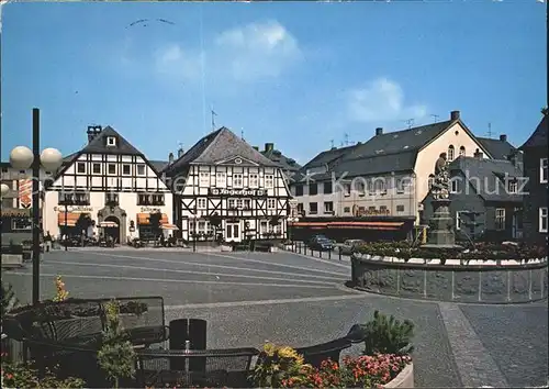 Brilon Marktplatz Brunnen Fachwerkhaeuser Kat. Brilon